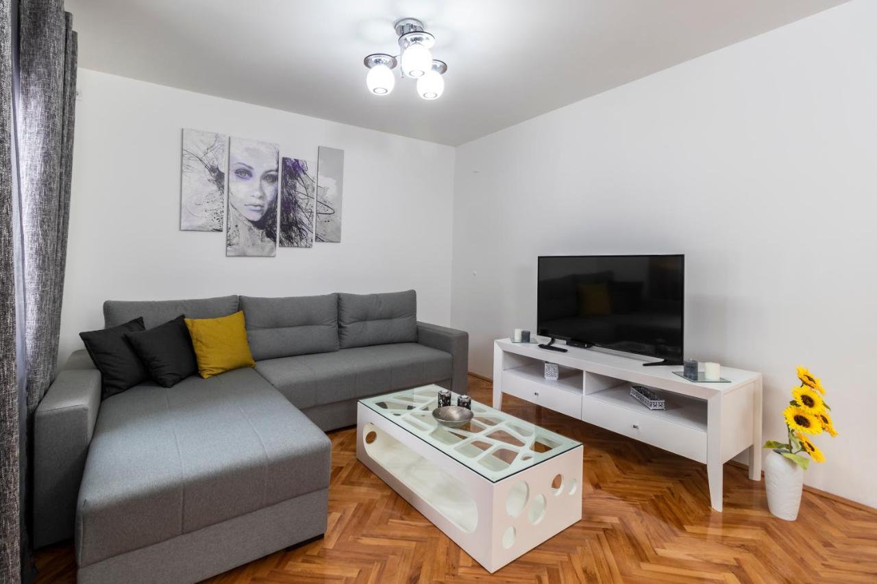 House Of Surprise Hotel Uzice Ngoại thất bức ảnh